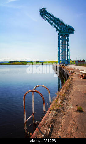 Image de la grue Titan, depuis l'époque de l'ère de construction de navires écossais. Clydebank, Écosse. L'accent est mis sur l'avant-plan. Banque D'Images