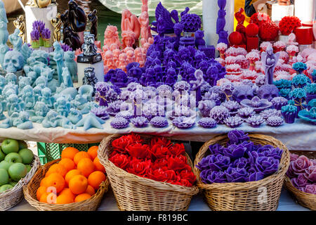 Marché de rue colorés à la Marina, Bodrum, Province de Mugla, Turquie Banque D'Images