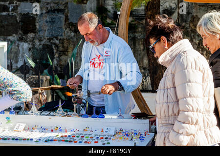 Marché de rue colorés à la Marina, Bodrum, Province de Mugla, Turquie Banque D'Images