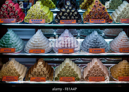 Loukoum à vendre dans le Grand Bazar, Province de Mugla, Marmaris, Turquie Banque D'Images