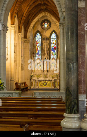 Intérieur de l'église St. Coleman, Cobh, dans le comté de Cork, Irlande Banque D'Images