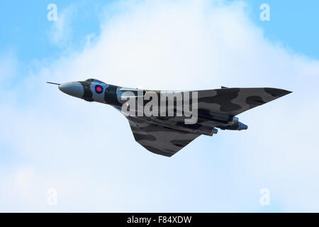 Avro Vulcan Bomber XH558 Affichage à Southport Airshow Banque D'Images