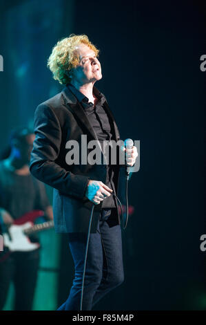 Mick Hucknall de Simply Red effectuer il y Big Love Tour à la SSE Hydro le 5 décembre 2016 Banque D'Images