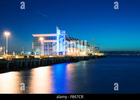 Broadway Pier, de la construction, de nuit. San Diego, Californie, USA. Banque D'Images