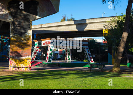 Chicano Park dans le Barrio Logan. San Diego, Californie, États-Unis. Banque D'Images