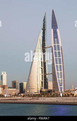 Bahrain World Trade Centre gratte-ciel de la ville de Manama. Banque D'Images