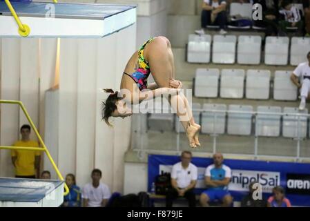 Torino, Italie. 06 Dec, 2015. Maria Marconi en action aux Nations Unies 4 trophée international de plongée qui a eu lieu à Turin. © Massimiliano Ferraro/Pacific Press/Alamy Live News Banque D'Images