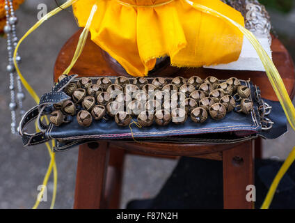 Cloches pour passionnés d'Hindu en fête religieuse annuelle Thaipusam à Batu Caves, en Asie du sud-est, Kuala Lumpur, Malaisie Banque D'Images