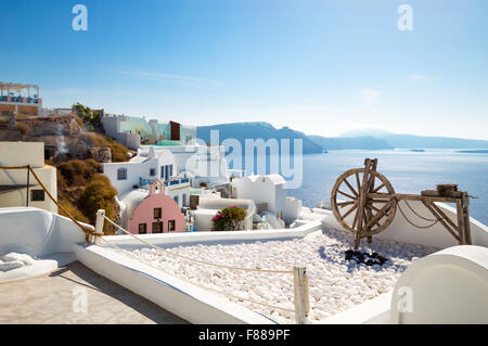 La Grèce, l'île de Santorin, Oia, architectures traditionnelles du village Banque D'Images