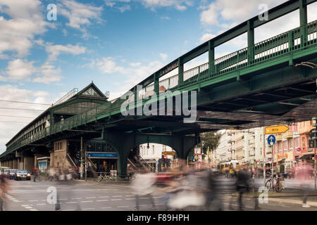 U Bahn Eberswalder Strasse, Berlin, Allemagne Banque D'Images