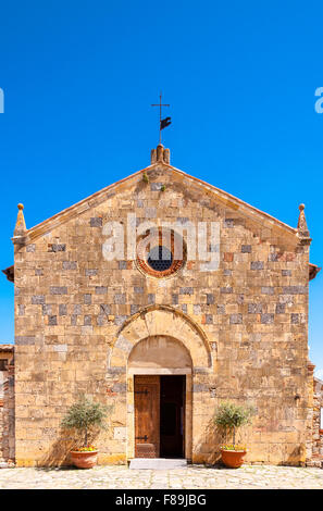 Petite chapelle à Monteriggioni, toscane, italie Banque D'Images