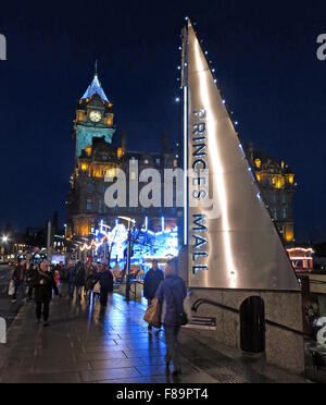 Lumières de Noël d'Édimbourg, Princes Mall, Princes St, Centre Ville, Ecosse, Royaume-Uni Banque D'Images