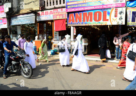 L'occupé Laad bazaar à Hyderabad, en Inde. Banque D'Images