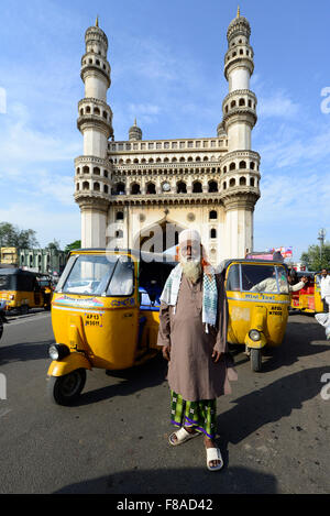 Le magnifique monument Charminar et les marchés animés autour d'elle. Banque D'Images