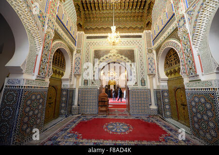 La belle Zaouia Moulay Idriss II mausolée à Fes, Maroc. Banque D'Images