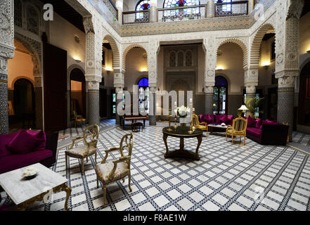 La magnifique Riad Fes dans l'ancienne médina de Fes. Banque D'Images