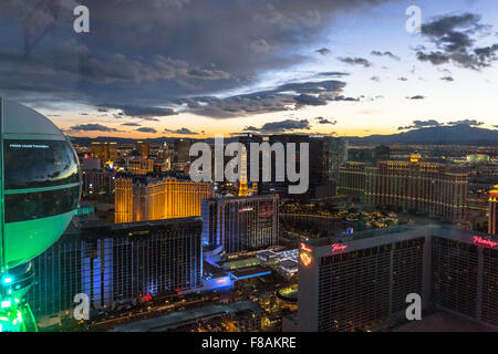 Vue aérienne de Las Vegas à partir du haut de la grande roue High Roller à la Linq - Las Vegas, NV Banque D'Images