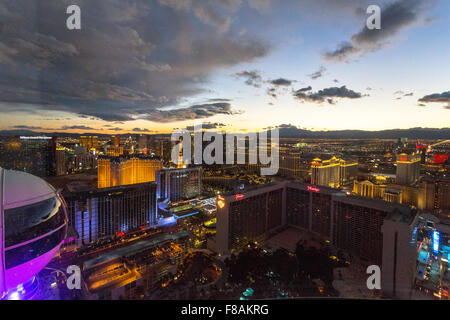 Vue aérienne de Las Vegas à partir du haut de la grande roue High Roller à la Linq - Las Vegas, NV Banque D'Images