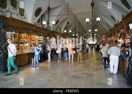 La Halle aux draps de Cracovie Banque D'Images