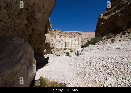 Wadi Ben Khalid, une formation naturelle de roches et des piscines qui font le voyage d'une journée ou de destination de vacances. Banque D'Images