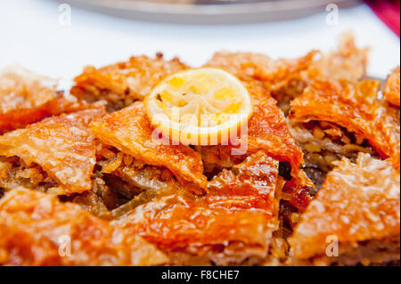 Baklava aux noix Banque D'Images