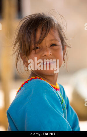 Portrait de jeune fille indienne Wayuu à Punta Gallinas Banque D'Images