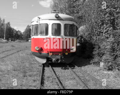 Un railbuss sur l'ancienne gare attendre le passanger Banque D'Images