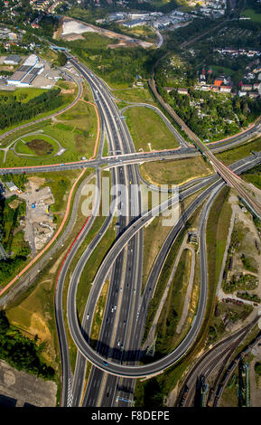 Intersection autoroute nouvellement construit à l'ouest de Bochum avec terminal anneau de Donetsk, de la Ruhr, Bochum, Rhénanie du Nord-Westphalie Banque D'Images