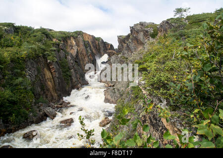 Bradore Falls, près de la ville de Blanc Sablon dans la Basse-Côte-Nord région de l'Atlantique, du Québec, Canada. Banque D'Images