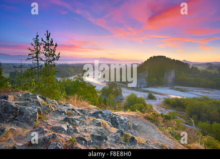 Réserve naturelle, le Parc National de Pieniny, avant le lever du soleil, la Pologne, l'Europe Banque D'Images