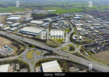 Une vue aérienne de la sortie 31 sur la M62 à Normanton et Castleford, West Yorkshire Banque D'Images