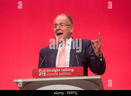 Le Lord Falconer de Thoroton ombre,secrétaire d'Etat à la justice Shadow Lord Chancelier,prend la parole à la conférence du parti travailliste Banque D'Images