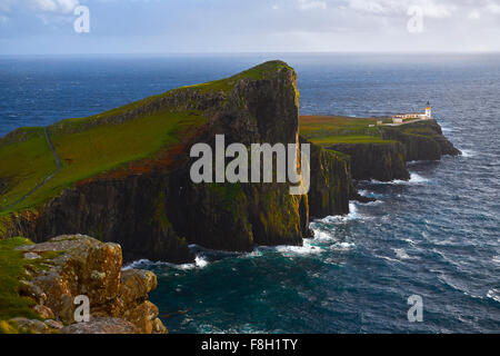 Vue aérienne de Neist Point Cliffs, île de Skye, Écosse Banque D'Images