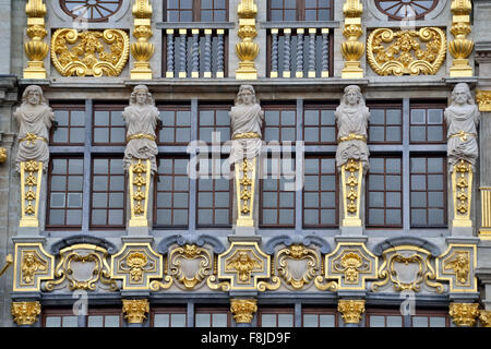 Détails de l'extérieur de la Corne Guild Hall sur la Grand Place à Bruxelles, Belgique Banque D'Images