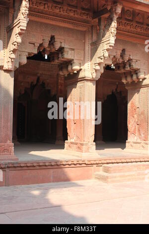 Agra, Inde, le 26 novembre 2012. Fort d'Agra. Le Fort d'Agra est un site du patrimoine mondial de l'Unesco situé à Agra, Uttar Pradesh, Inde. Banque D'Images