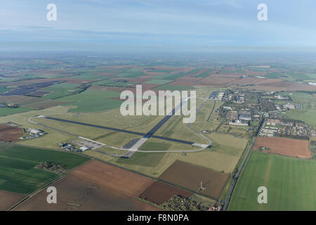 Une vue aérienne de RAF Cranwell et ses environs campagne du Lincolnshire. Banque D'Images