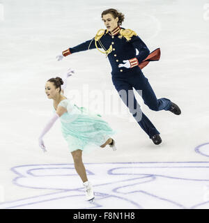 Barcelone, Espagne. 10 Décembre, 2015. La Russie, l'ALLA LOBODA/PAVEL DROZD effectuer leur danse - programme court junior au cours de la 21e finale du Grand Prix of Figure Skating Final à Barcelone - Le ISU Grand Prix of Figure Skating Final, qui aura lieu conjointement avec la finale du Junior Grand Prix, est la consécration du Grand Prix circuit série et la deuxième plus importante manifestation de l'Union internationale de patinage (ISU) après les Championnats du monde. Credit : Matthias Rickenbach/ZUMA/Alamy Fil Live News Banque D'Images