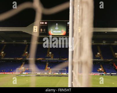 White Hart Lane, Londres, Royaume-Uni. Dec 10, 2015. L'UEFA Europa League. Tottenham Hotspur contre l'AS Monaco. Vue générale à l'intérieur du stade avant le match. Credit : Action Plus Sport/Alamy Live News Banque D'Images