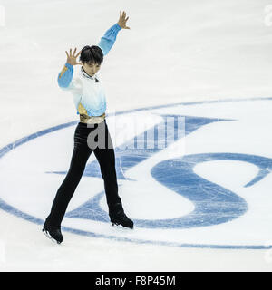 Barcelone, Espagne. Dec 10, 2015. Champion olympique du Japon 2014 YUZURU HANYU effectue ses Hommes senior - programme court au cours de la 21e finale du Grand Prix of Figure Skating Final à Barcelone - Le ISU Grand Prix of Figure Skating Final, qui aura lieu conjointement avec la finale du Junior Grand Prix, est la consécration du Grand Prix circuit série et la deuxième plus importante manifestation de l'Union internationale de patinage (ISU) après les Championnats du monde. Credit : Matthias Rickenbach/ZUMA/Alamy Fil Live News Banque D'Images