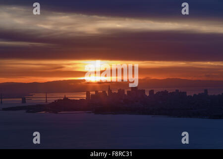 Lever de soleil sur San Francisco, California, USA Banque D'Images Lever de soleil sur San Francisco, California, USA Banque D'Images