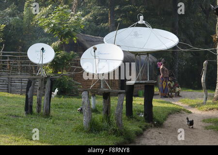 Antennes satellites, Matamba-Solo, province de Bandundu, le Congo-Brazzaville Banque D'Images