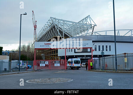 Bristol, Royaume-Uni. 11 Décembre, 2015. 11/12/15 Bristol City Football Club. Construction de nouveaux Stand et environs. Crédit : Robert Timoney/Alamy Live News Banque D'Images