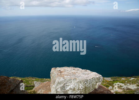 Un grand angle vue panoramique sur l'océan Atlantique depuis la pointe du Cap en Afrique du Sud Banque D'Images