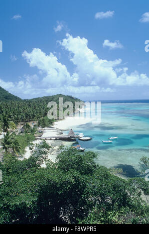 Îles Fidji, l'Île Wayaka, Wakaya Club, voir l'île de la colline lookout, Pier, plage, reef Banque D'Images