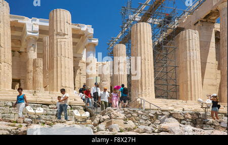 Athènes - acropole, passage par les Propylées, Grèce Banque D'Images