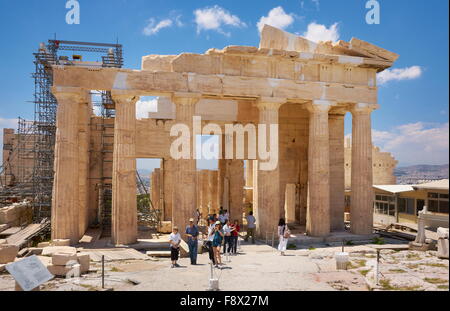 Athènes - acropole, passage par les Propylées, Grèce Banque D'Images