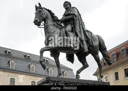 Statue équestre de Charles Auguste, Grand-duc de Saxe-Weimar-Eisenach à Weimar Banque D'Images