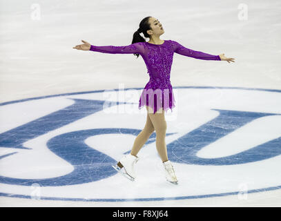 Barcelone, Espagne. 11 Décembre, 2015. MAO ASADA du Japon effectue ses dames senior - programme court au cours de la 21e finale du Grand Prix of Figure Skating Final à Barcelone - Le ISU Grand Prix of Figure Skating Final, qui aura lieu conjointement avec la finale du Junior Grand Prix, est la consécration du Grand Prix circuit série et la deuxième plus importante manifestation de l'Union internationale de patinage (ISU) après les Championnats du monde. Credit : Matthias Rickenbach/ZUMA/Alamy Fil Live News Banque D'Images