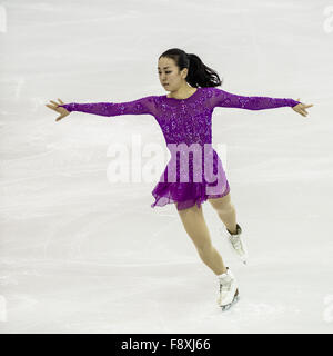 Barcelone, Espagne. 11 Décembre, 2015. MAO ASADA du Japon effectue ses dames senior - programme court au cours de la 21e finale du Grand Prix of Figure Skating Final à Barcelone - Le ISU Grand Prix of Figure Skating Final, qui aura lieu conjointement avec la finale du Junior Grand Prix, est la consécration du Grand Prix circuit série et la deuxième plus importante manifestation de l'Union internationale de patinage (ISU) après les Championnats du monde. Credit : Matthias Rickenbach/ZUMA/Alamy Fil Live News Banque D'Images