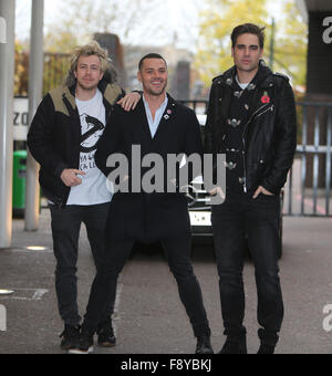 Busted hors studios ITV Avec : James Bourne, Matt Willis, Charlie Simpson, Busted Où : London, Royaume-Uni Quand : 11 Nov 2015 Banque D'Images